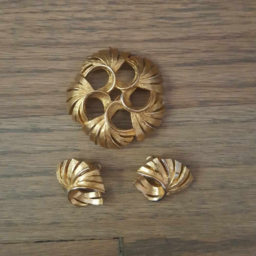 Vintage Torino Brooch and Clip-on Earrings